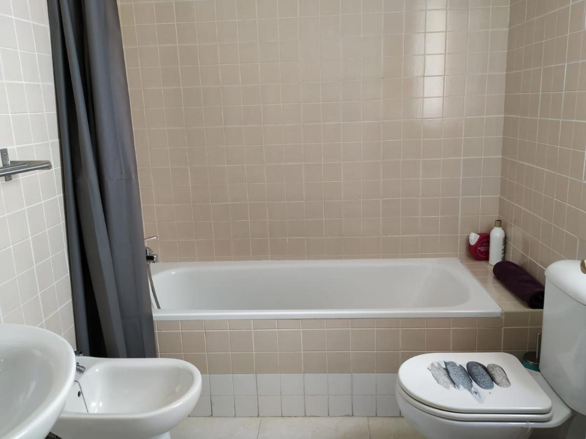 Atico De 1 Dormitorio En Pleno Centro Con Parking アヤモンテ エクステリア 写真